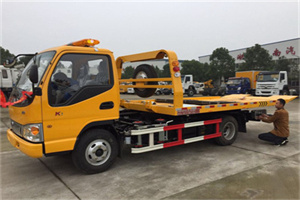 芗城区哪里有拖车服务