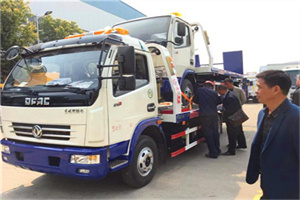 芗城区汽车道路救援拖车价格